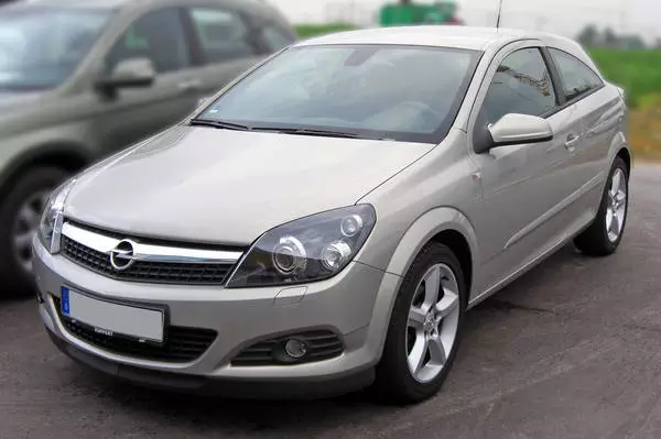 OPEL Astra GTC 1.6dm3 benzyna A-H/C KT11 1A11AVEMKM5